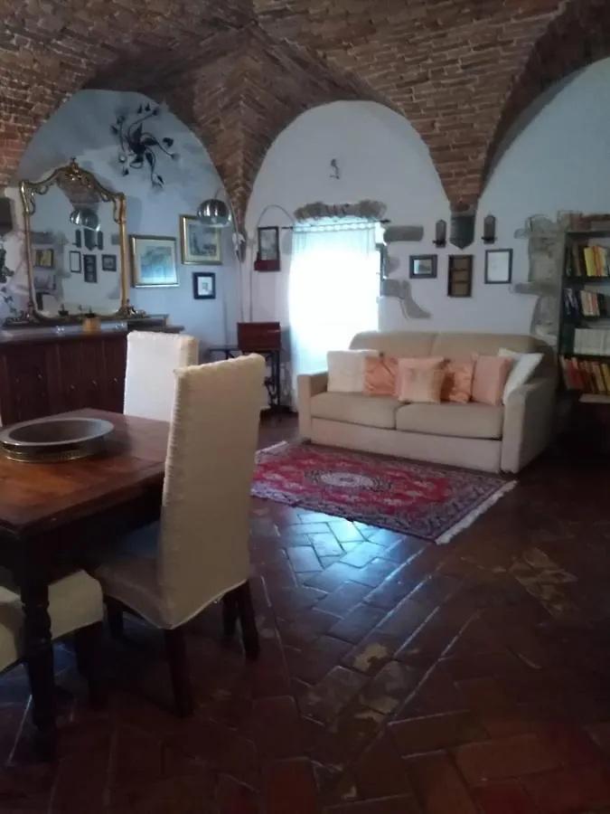 Castello Di Casallia Vetulonia